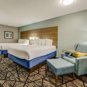 Queen Room Two Queen Beds Non-Smoking